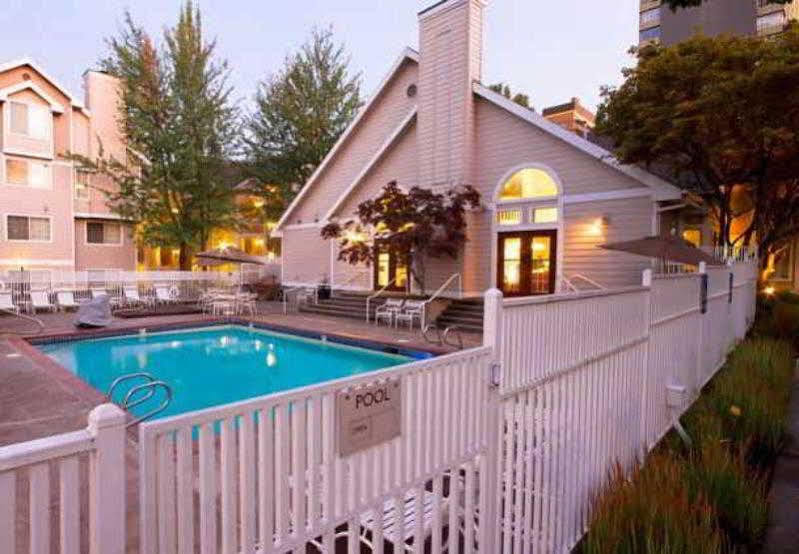 Residence Inn By Marriott Portland Downtown/Convention Center Bagian luar foto
